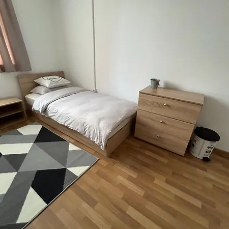 Hostel абаджийска